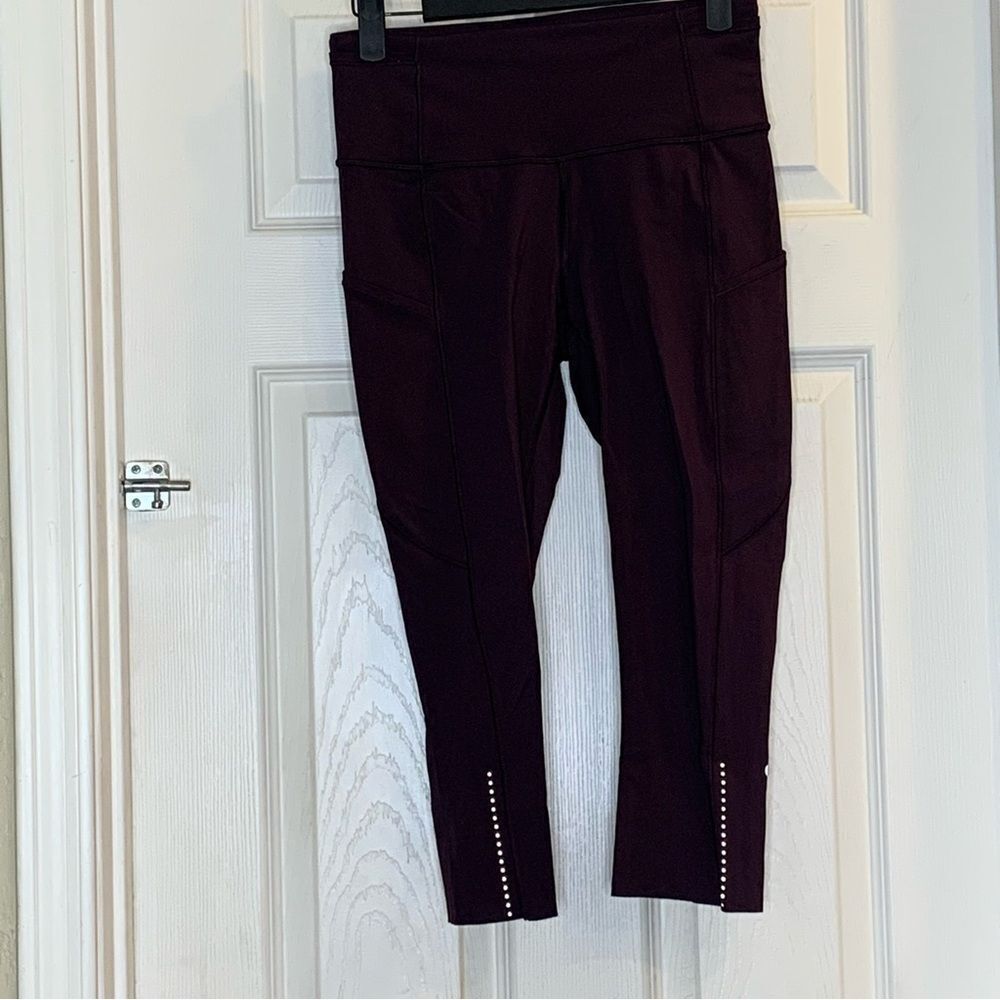 Lululemon Fast & Free Crop II *Nulux 19" Black Cherry Size 6